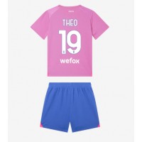 Camiseta AC Milan Theo Hernandez #19 Tercera Equipación para niños 2023-24 manga corta (+ pantalones cortos)